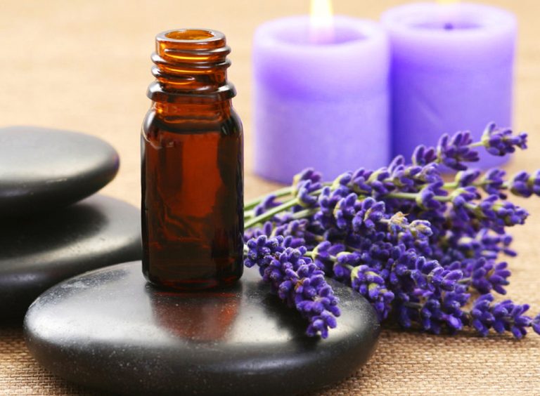 10 Best Essential Oils For Hot Flashes And Menopause Natural recipes for Night Sweats