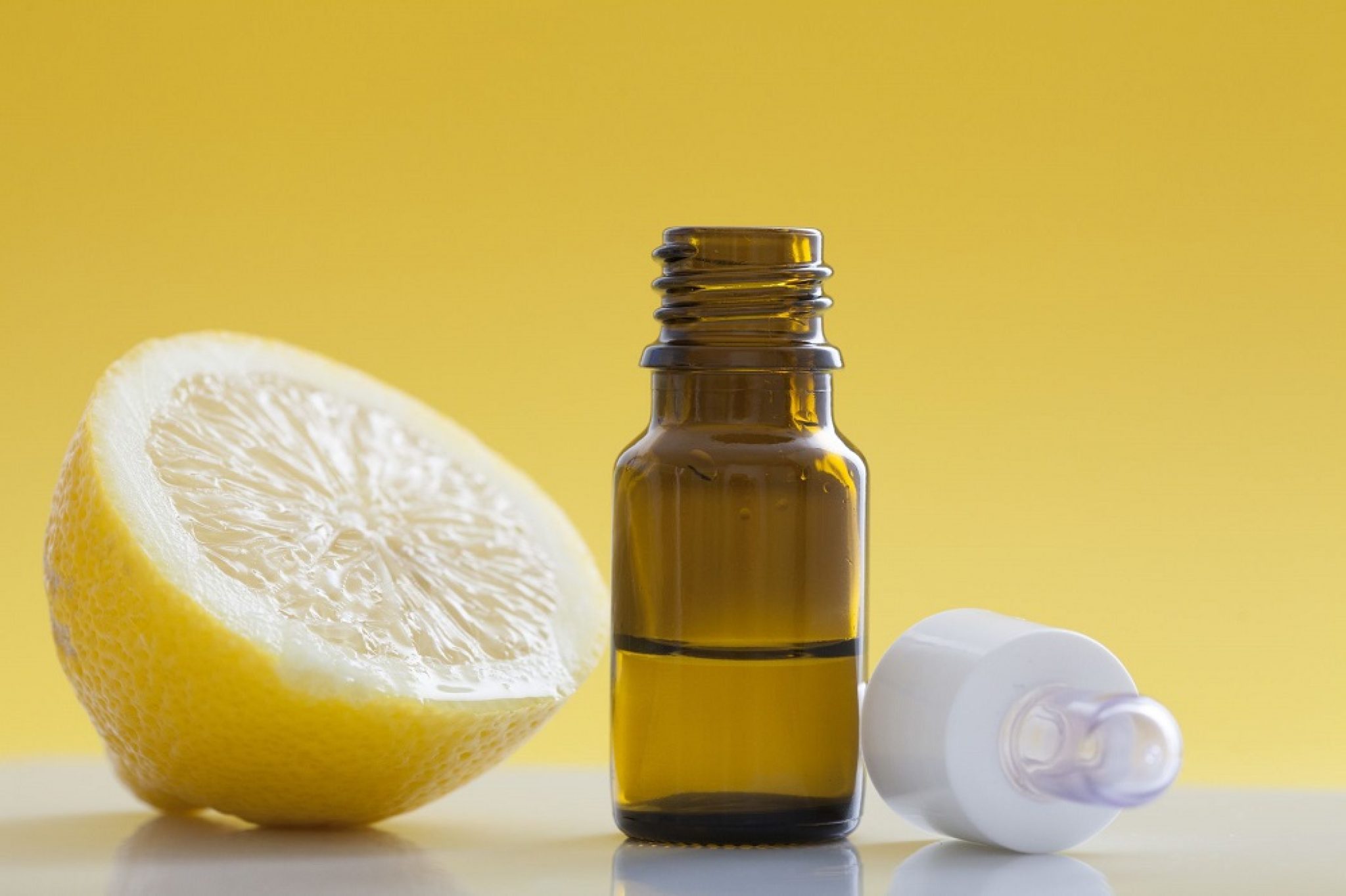9 Best Essential Oils for Skin Tightening Throw Your AntiAge Cream Away