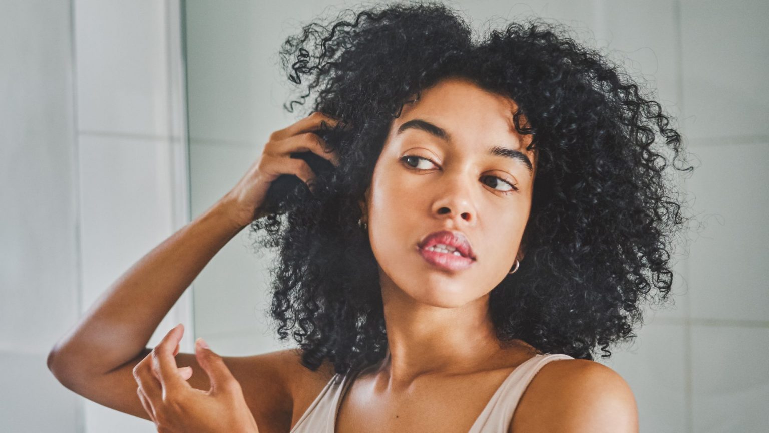 10 Best Essential Oils for Curly Hair Make Them Shine and Glow